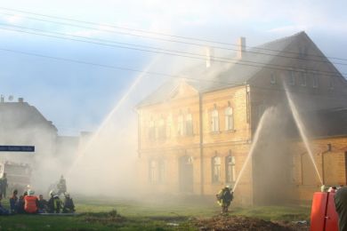 Einsatzuebung 15-04-2011 Bild 12